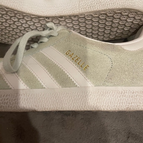ADIDAS Gazelle Women’s Size 9 mint - Picture 6 of 7